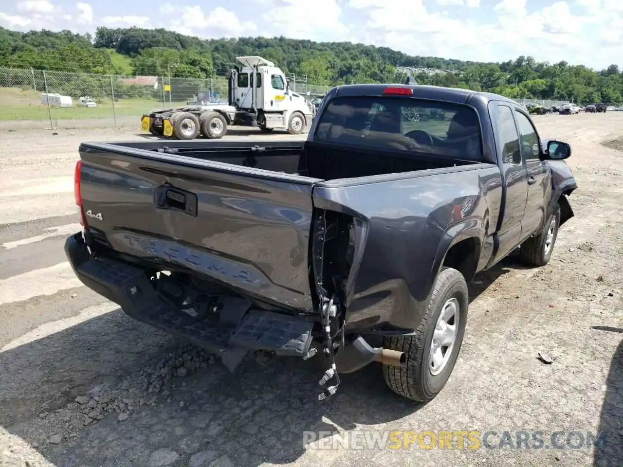 4 Photograph of a damaged car 3TYSX5ENXMT008832 TOYOTA TACOMA 2021