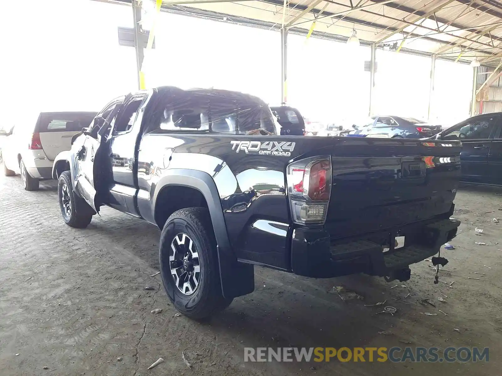 3 Фотография поврежденного автомобиля 3TYSZ5AN0MT014798 TOYOTA TACOMA 2021