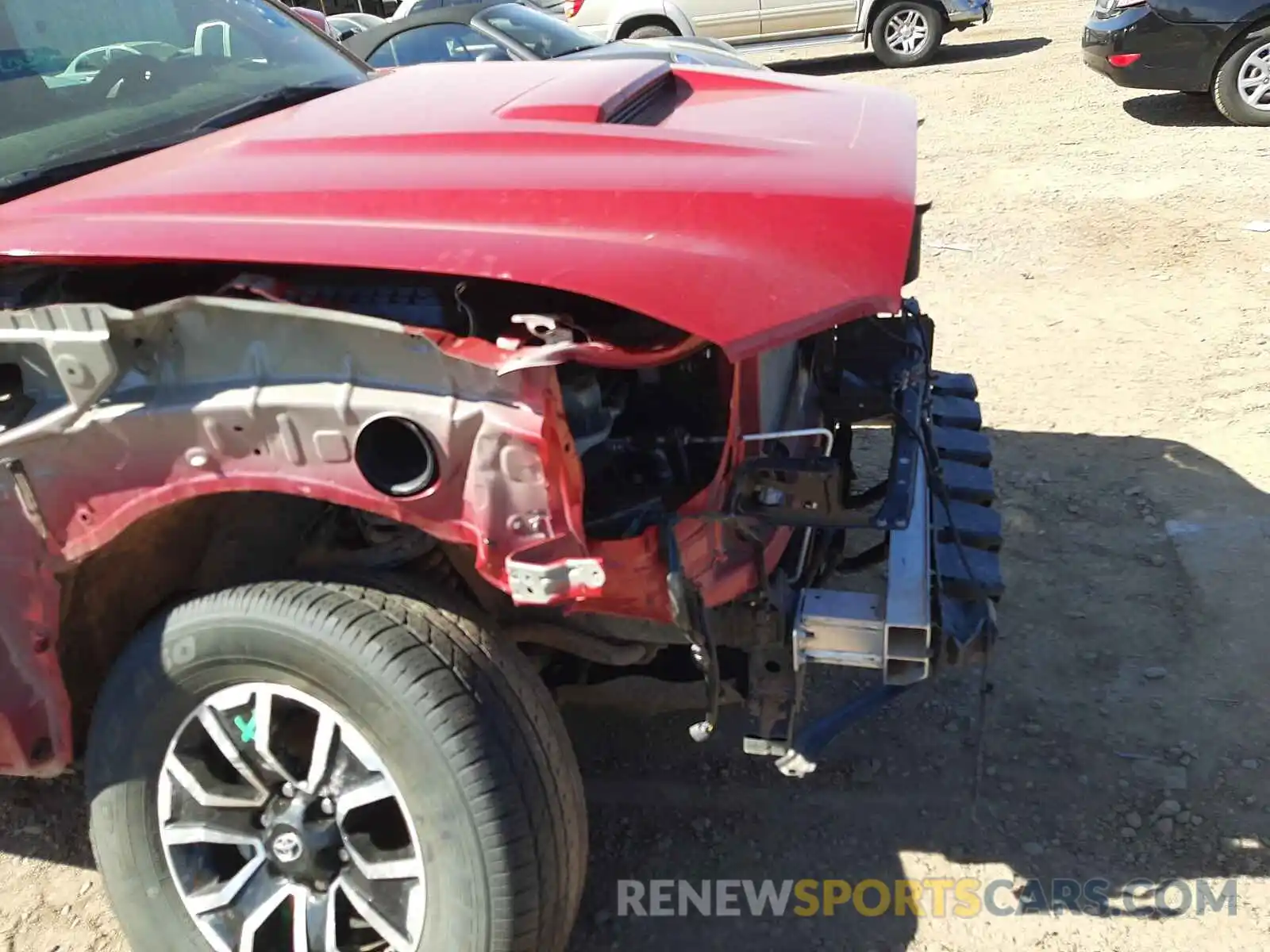 9 Photograph of a damaged car 3TYSZ5AN1MT010145 TOYOTA TACOMA 2021