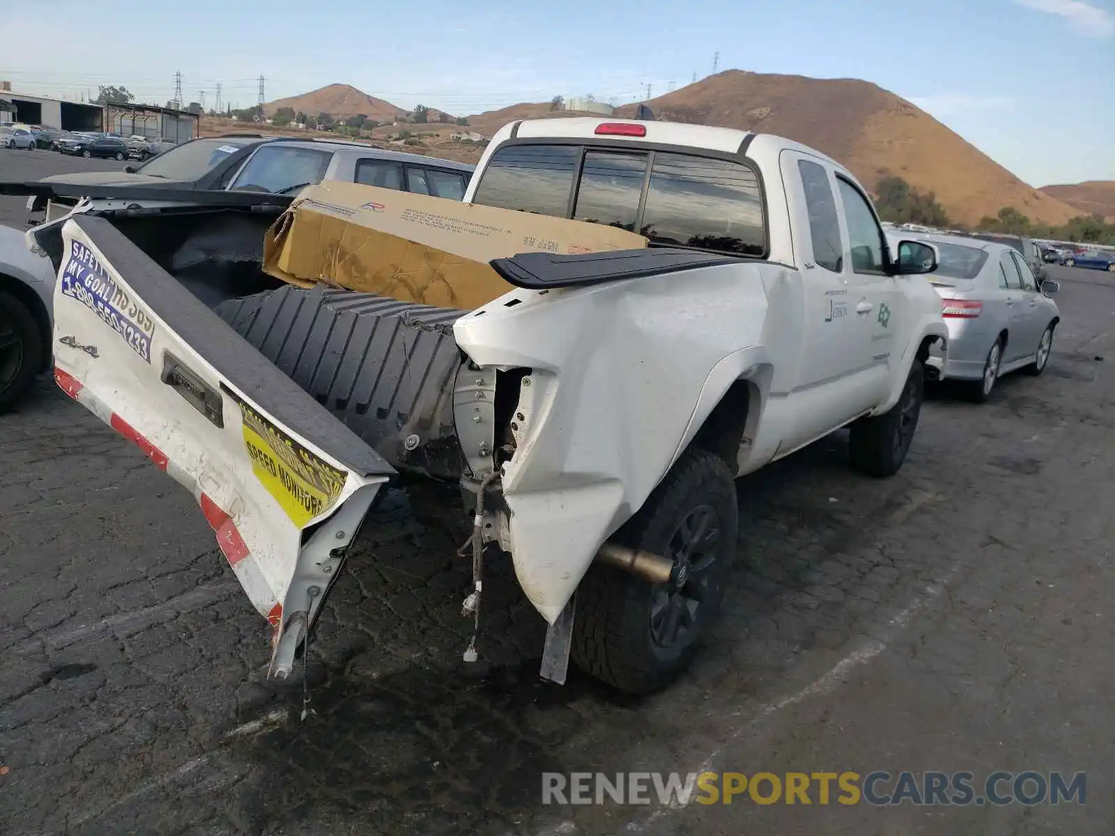 4 Photograph of a damaged car 3TYSZ5AN3MT007666 TOYOTA TACOMA 2021