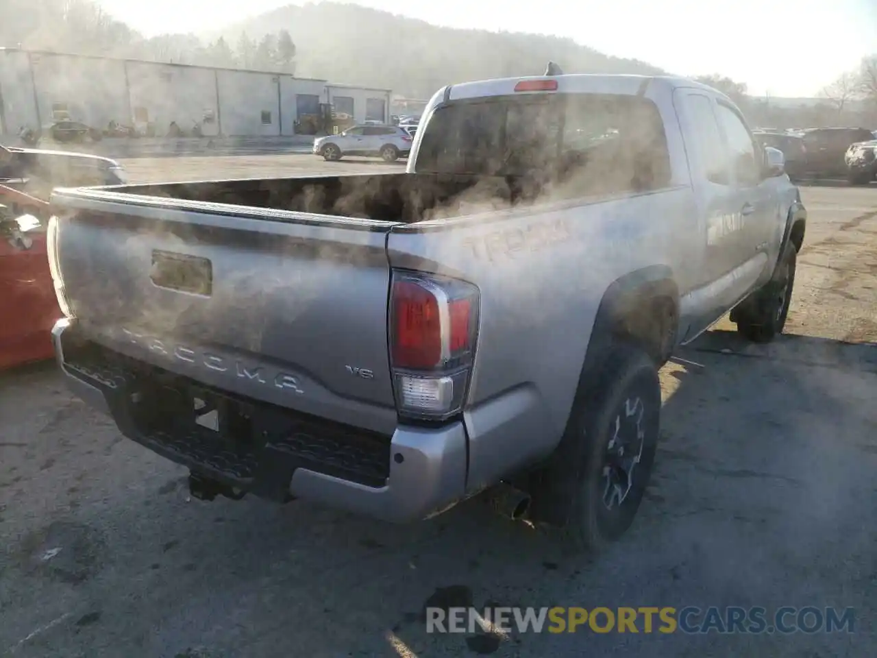 4 Photograph of a damaged car 3TYSZ5AN4MT015422 TOYOTA TACOMA 2021