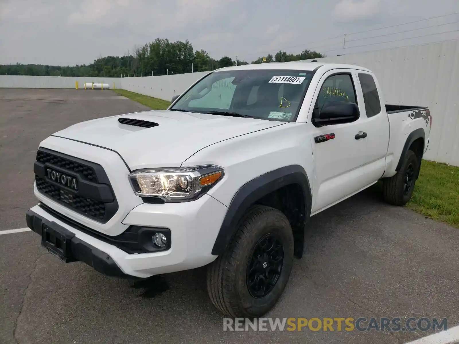 2 Photograph of a damaged car 3TYSZ5AN4MT020765 TOYOTA TACOMA 2021