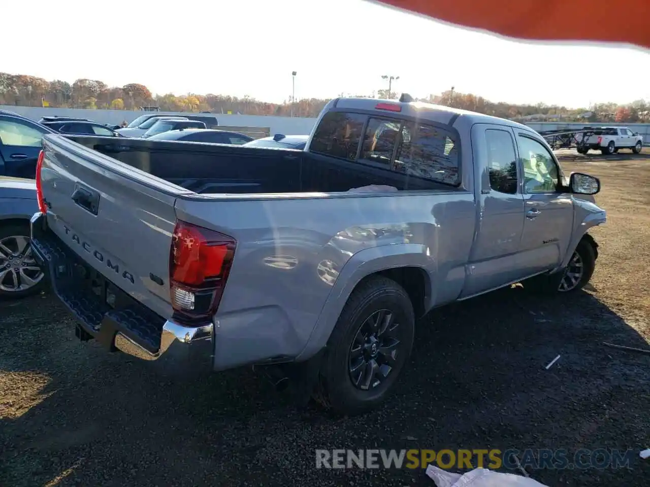 4 Photograph of a damaged car 3TYSZ5AN6MT016801 TOYOTA TACOMA 2021