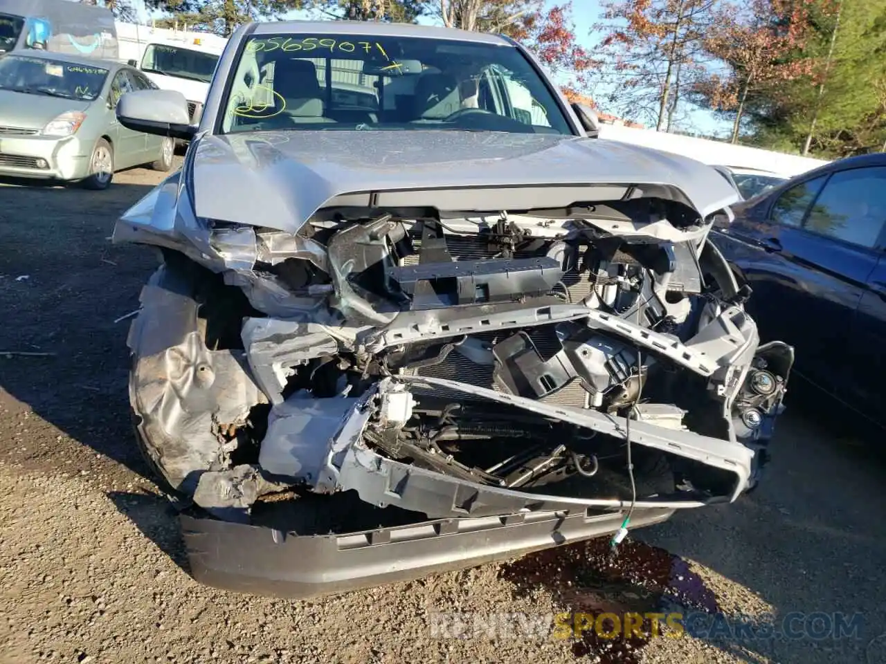 9 Photograph of a damaged car 3TYSZ5AN6MT016801 TOYOTA TACOMA 2021