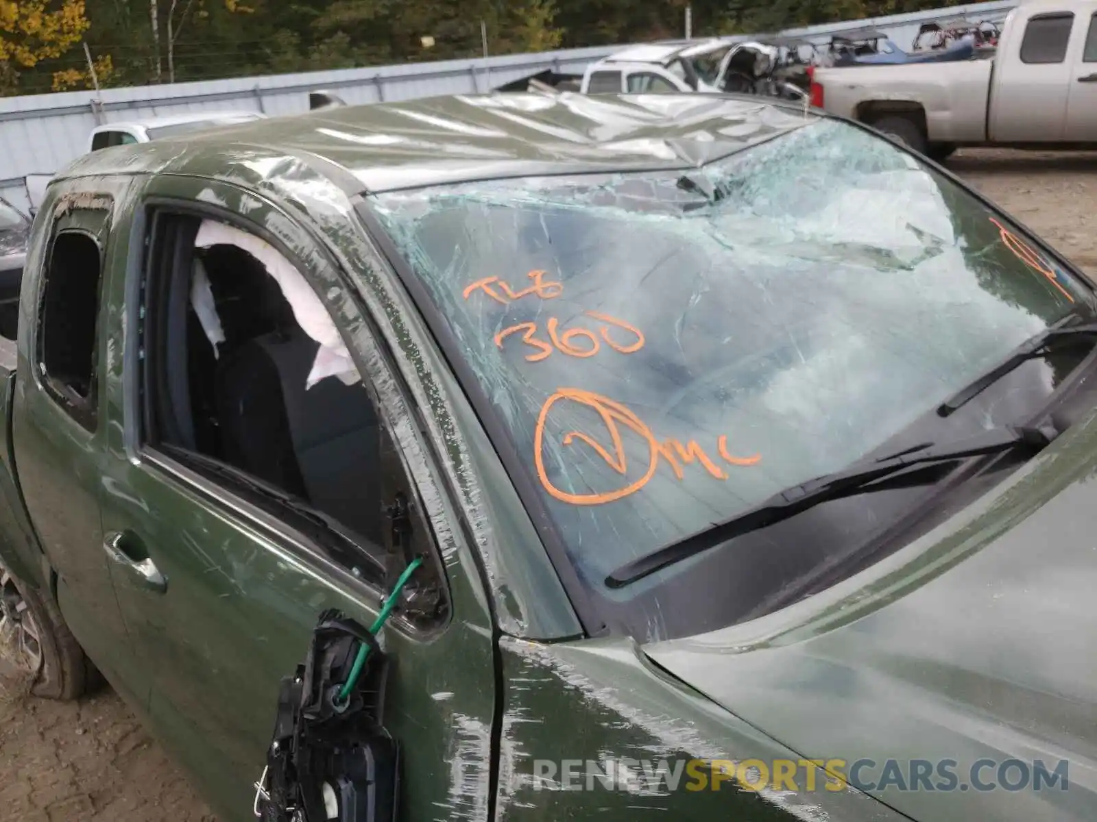 9 Photograph of a damaged car 3TYSZ5AN8MT016847 TOYOTA TACOMA 2021