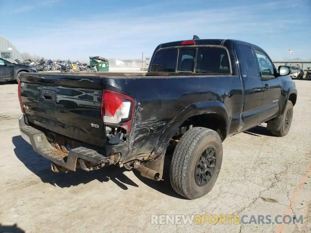 4 Photograph of a damaged car 3TYSZ5AN9MT041398 TOYOTA TACOMA 2021