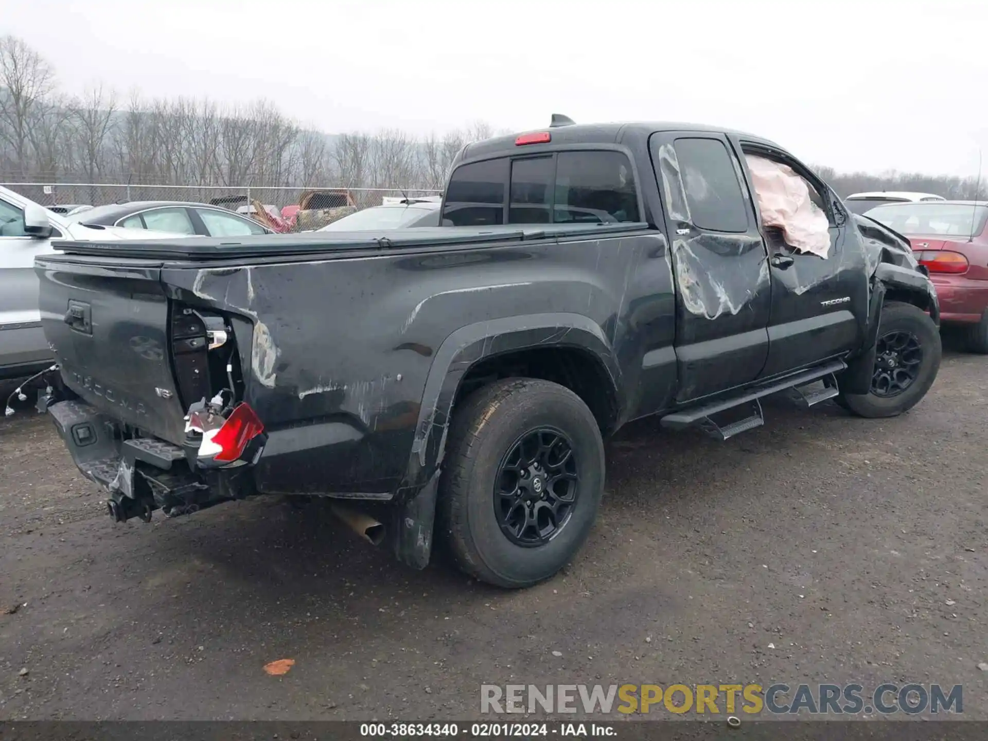 4 Photograph of a damaged car 3TYSZ5ANXMT014940 TOYOTA TACOMA 2021