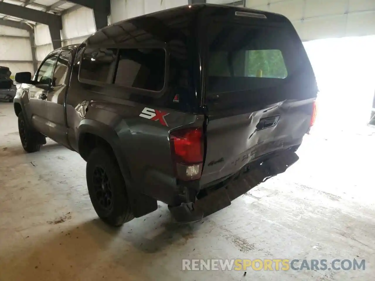 3 Photograph of a damaged car 3TYSZ5ANXMT018146 TOYOTA TACOMA 2021