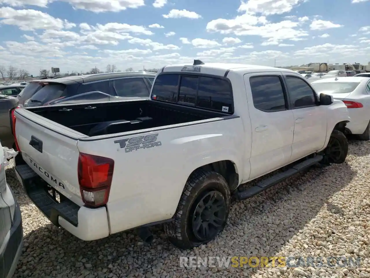 4 Photograph of a damaged car 5TFAX5GN4MX191241 TOYOTA TACOMA 2021