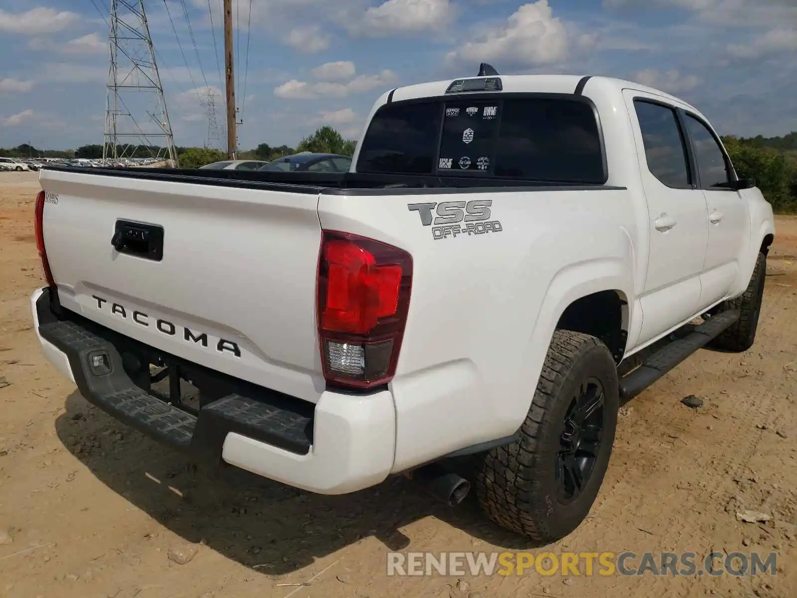 4 Photograph of a damaged car 5TFAX5GN7MX190262 TOYOTA TACOMA 2021