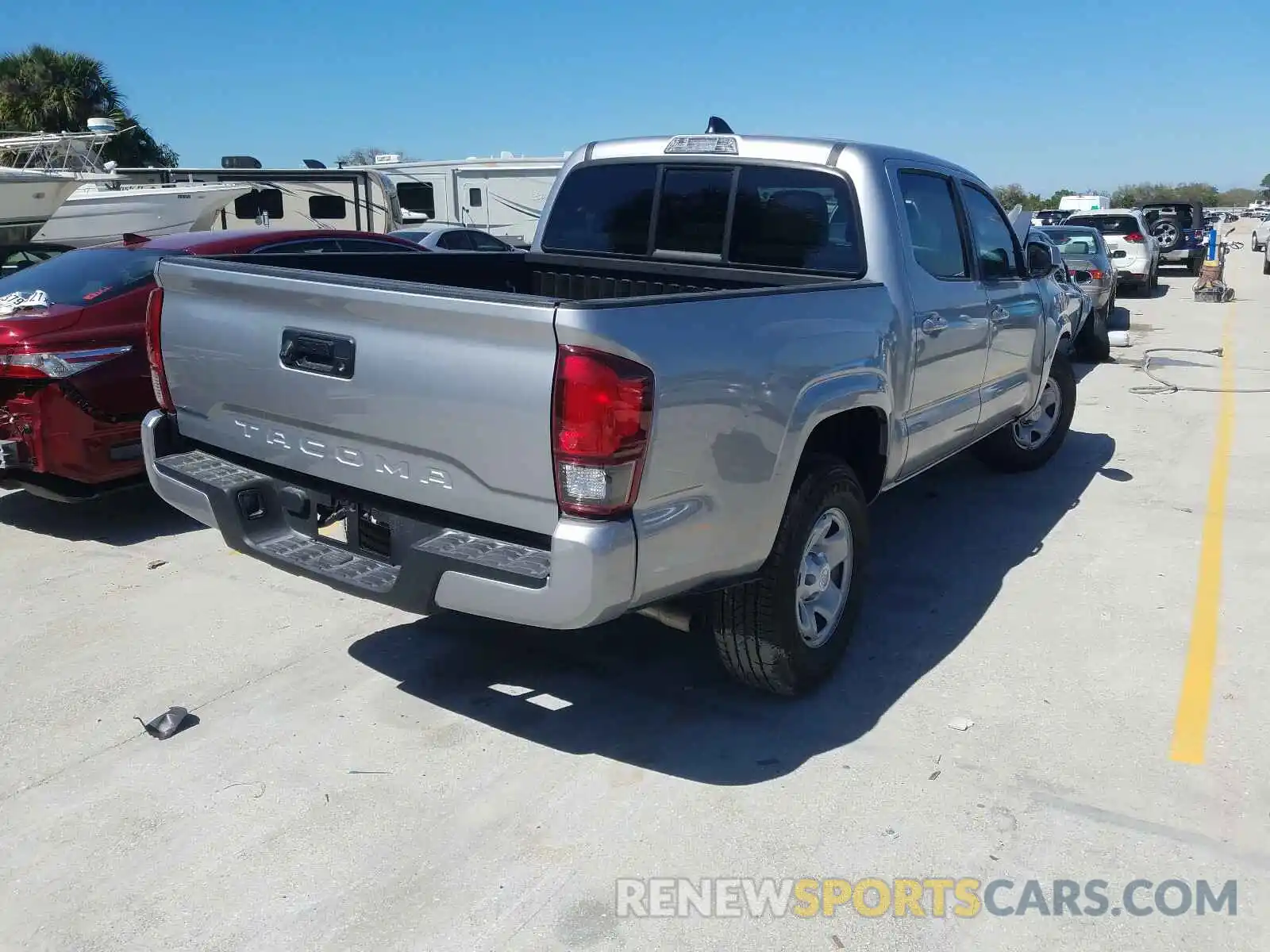 4 Photograph of a damaged car 5TFAX5GN7MX191492 TOYOTA TACOMA 2021