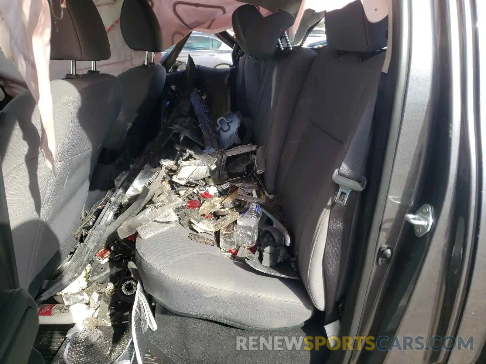 6 Photograph of a damaged car 5TFAX5GN7MX194280 TOYOTA TACOMA 2021