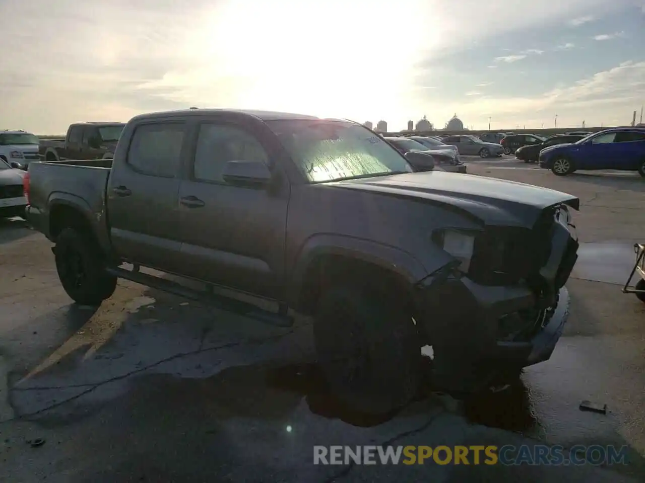 4 Photograph of a damaged car 5TFAX5GN8MX192957 TOYOTA TACOMA 2021