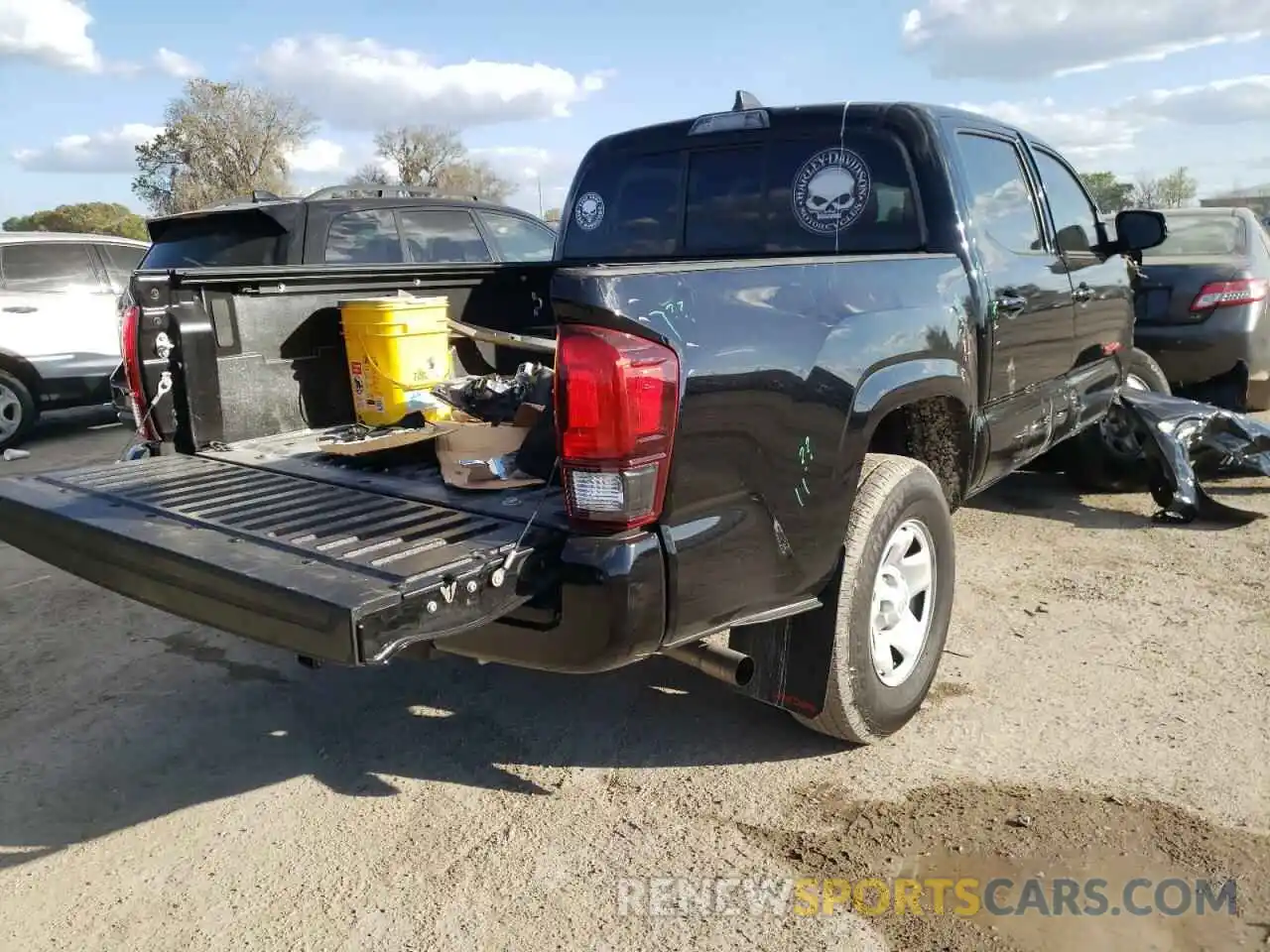 4 Photograph of a damaged car 5TFAX5GN9MX191011 TOYOTA TACOMA 2021