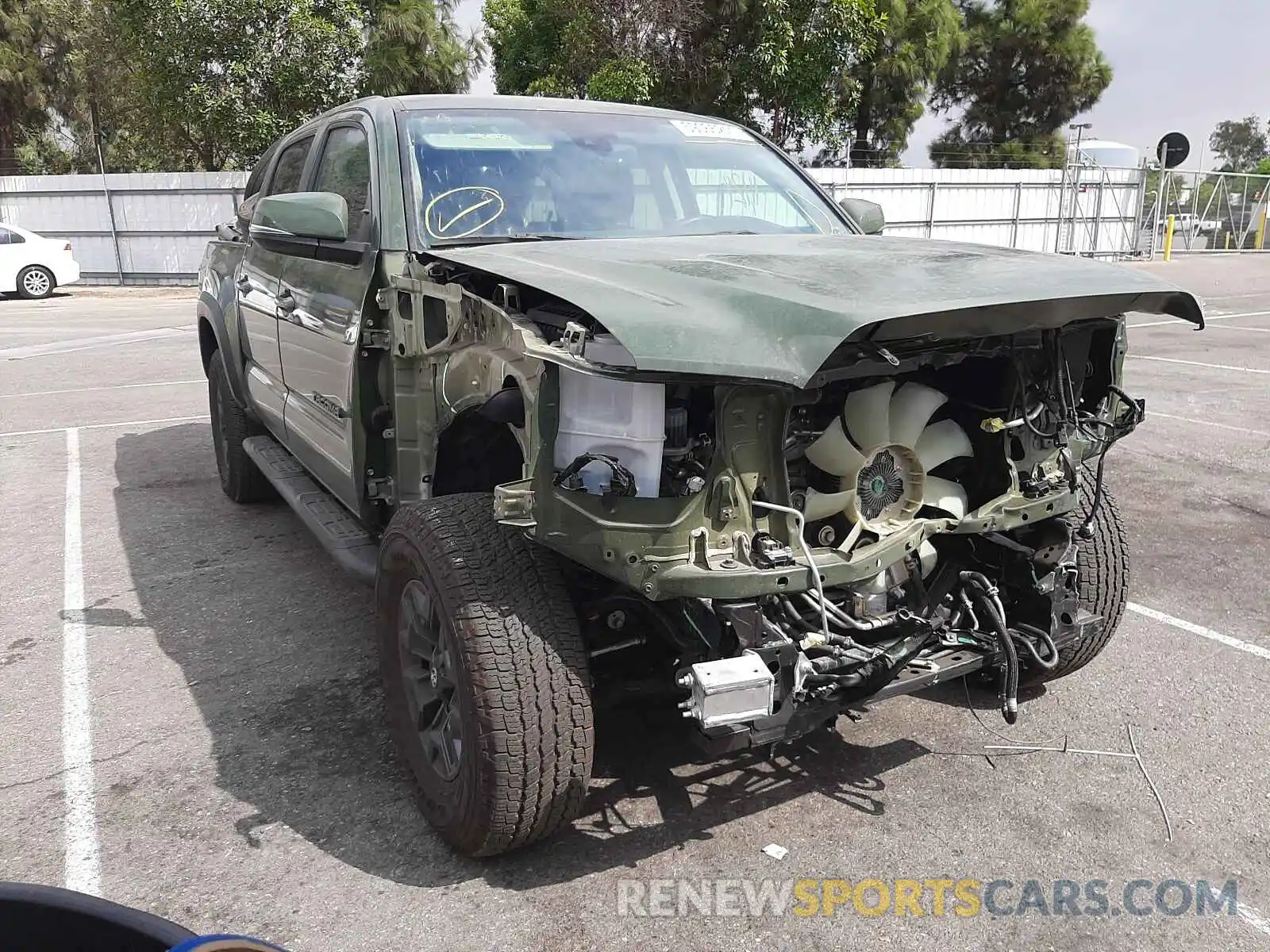 9 Photograph of a damaged car 5TFAZ5CN0MX095316 TOYOTA TACOMA 2021