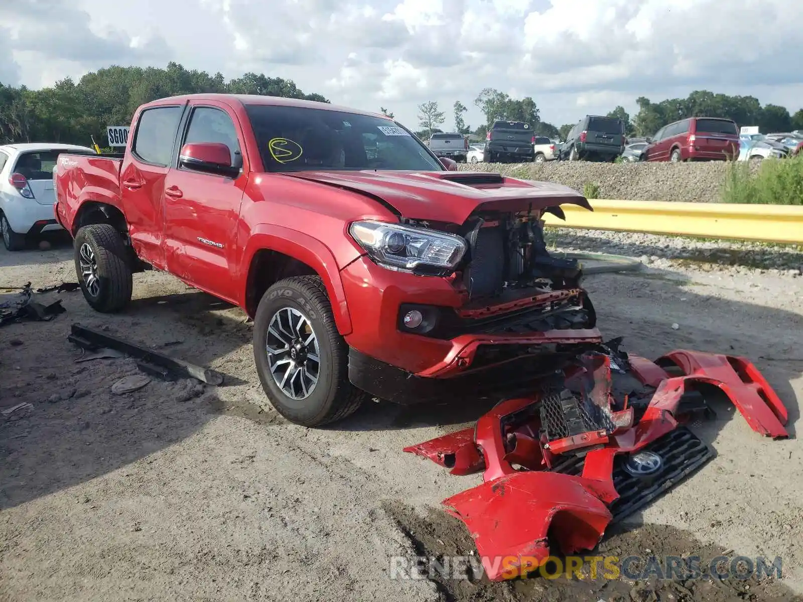 1 Photograph of a damaged car 5TFAZ5CN0MX096255 TOYOTA TACOMA 2021