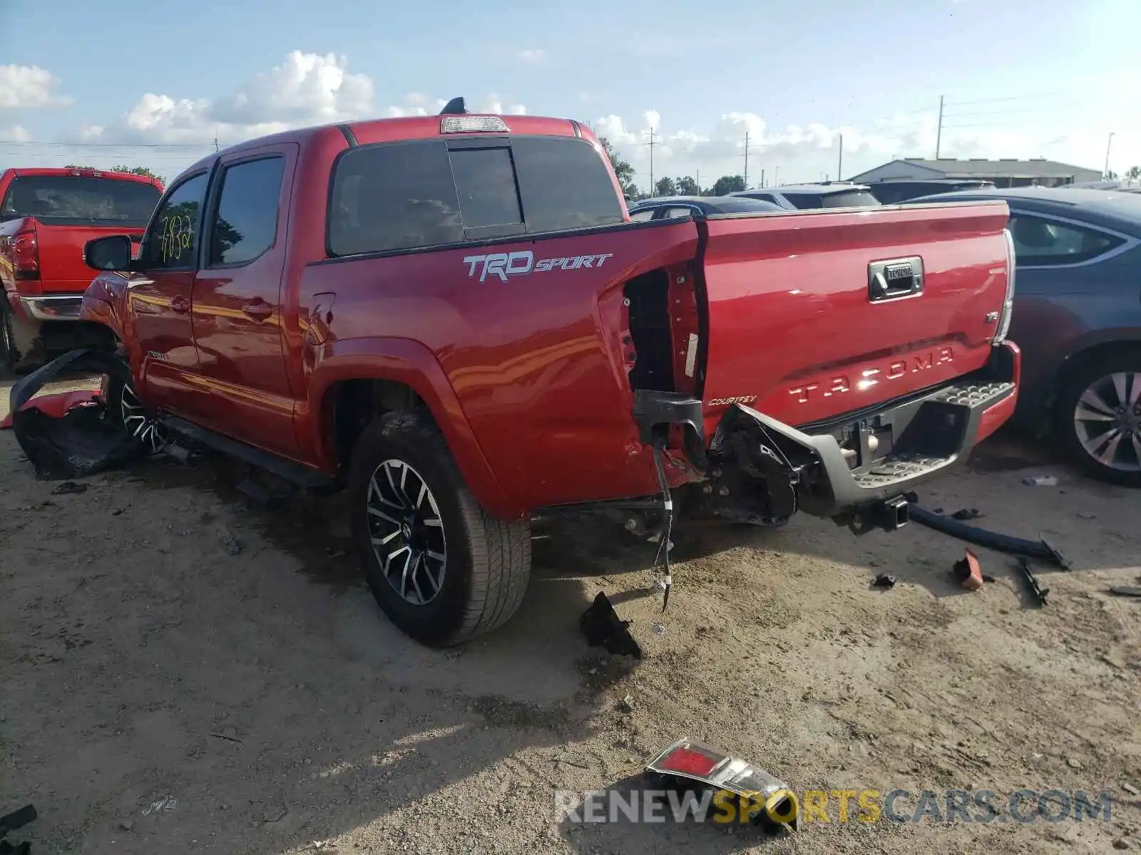 3 Photograph of a damaged car 5TFAZ5CN0MX096255 TOYOTA TACOMA 2021