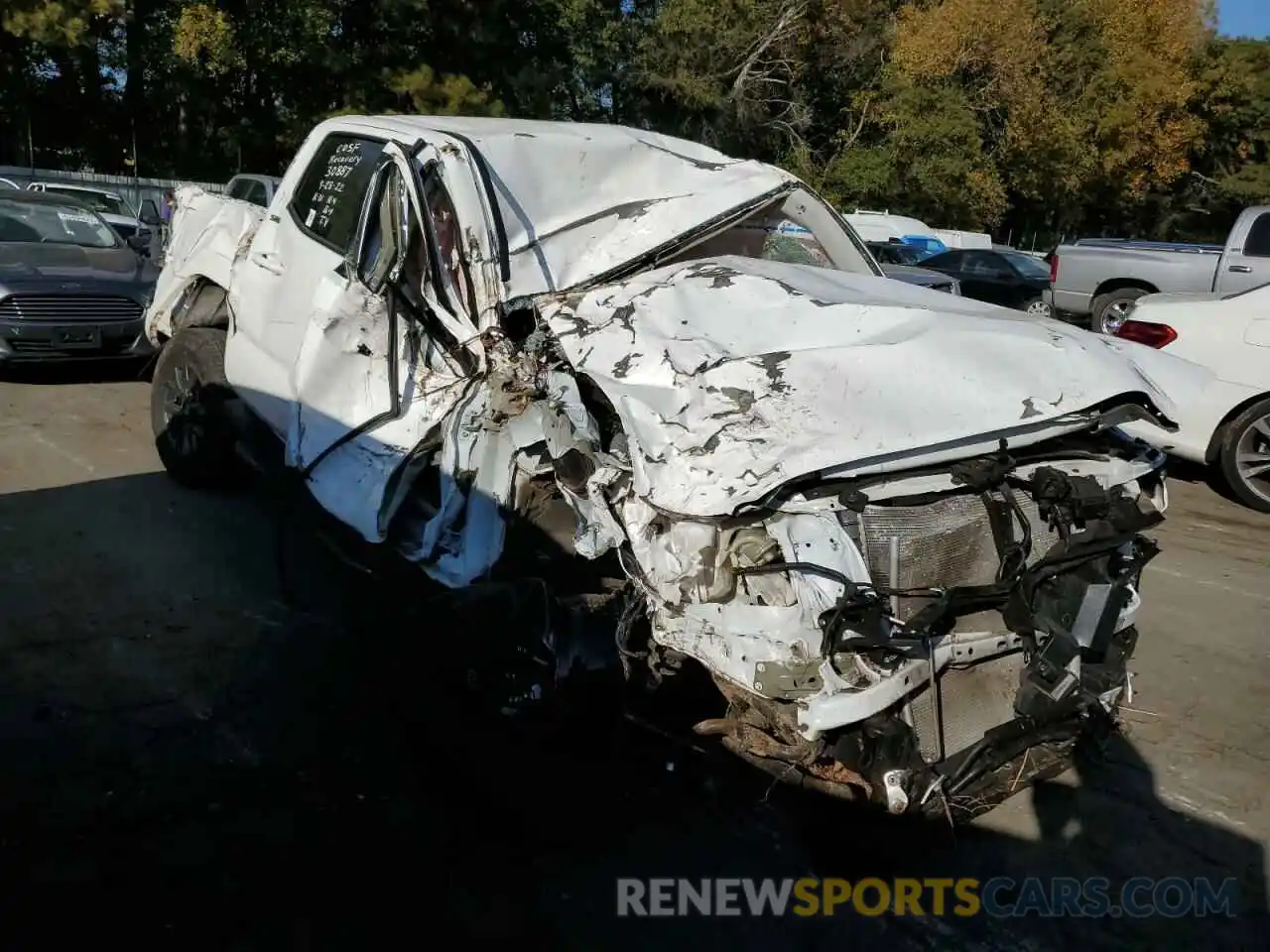 1 Photograph of a damaged car 5TFAZ5CN0MX099253 TOYOTA TACOMA 2021