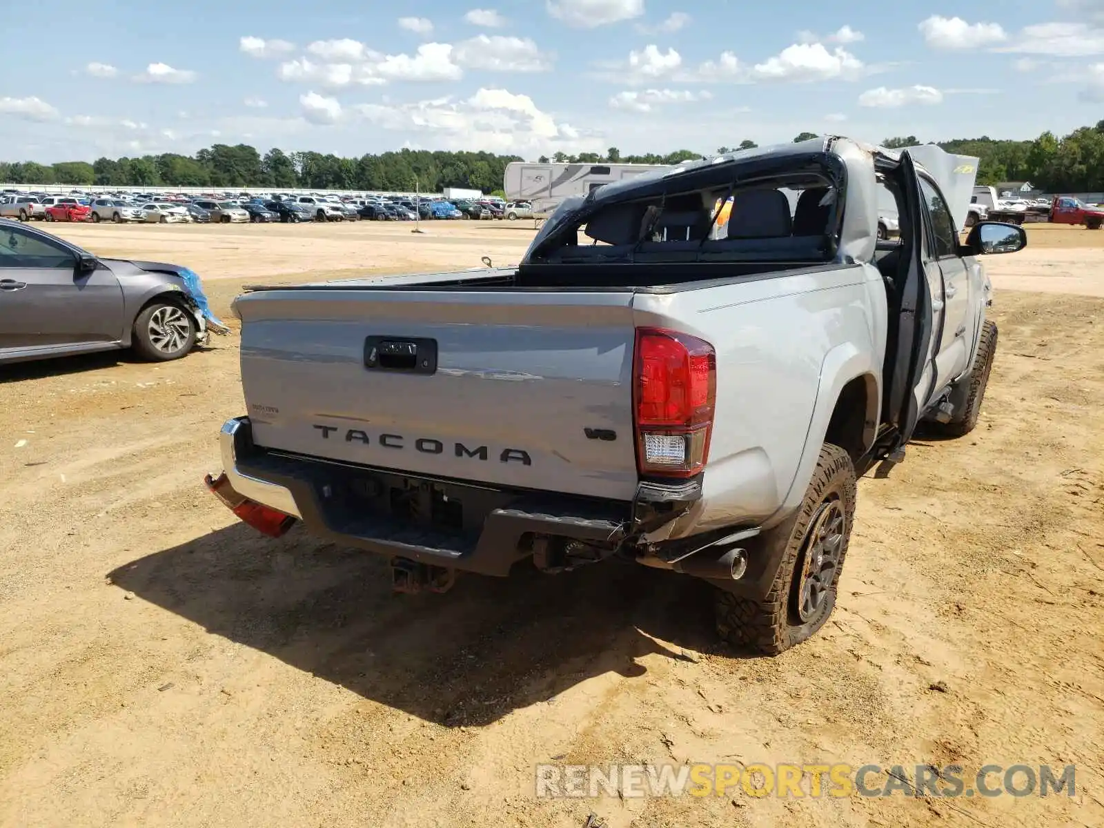 4 Photograph of a damaged car 5TFAZ5CN0MX104810 TOYOTA TACOMA 2021