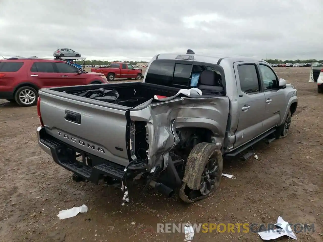 4 Photograph of a damaged car 5TFAZ5CN0MX105701 TOYOTA TACOMA 2021