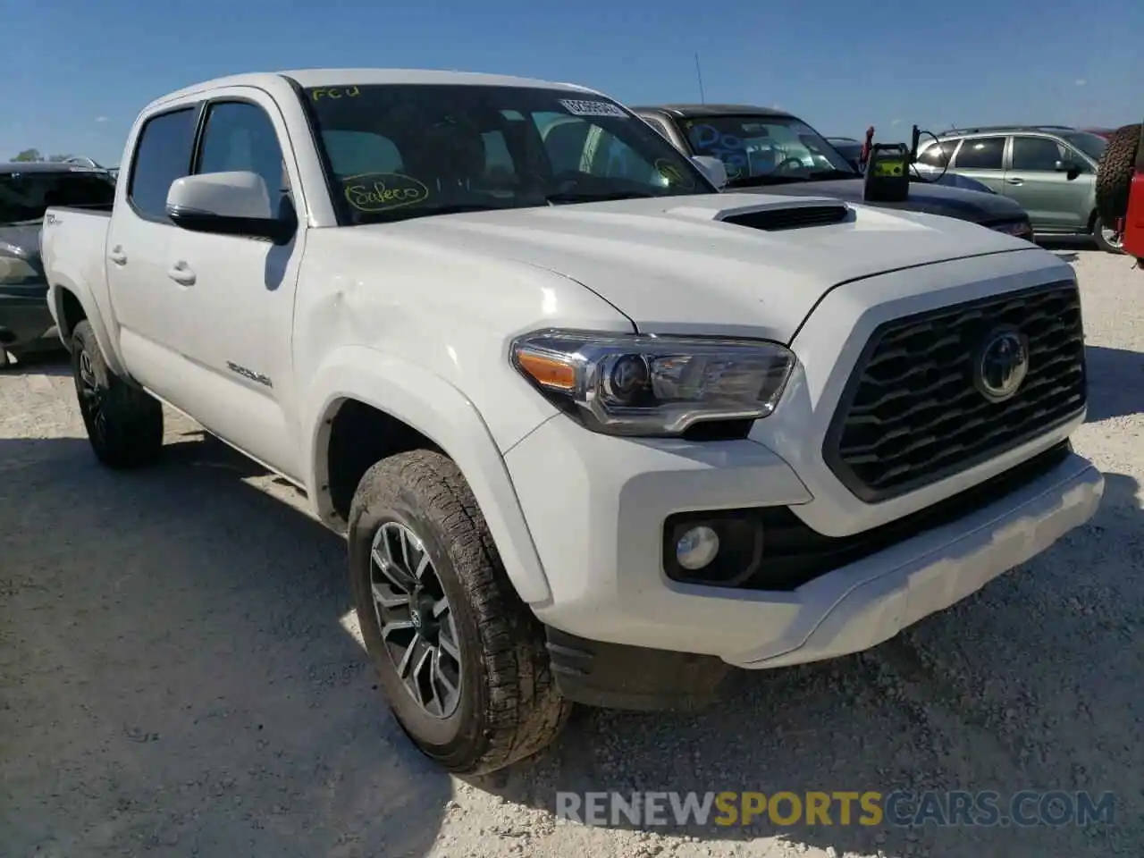 1 Photograph of a damaged car 5TFAZ5CN0MX112888 TOYOTA TACOMA 2021