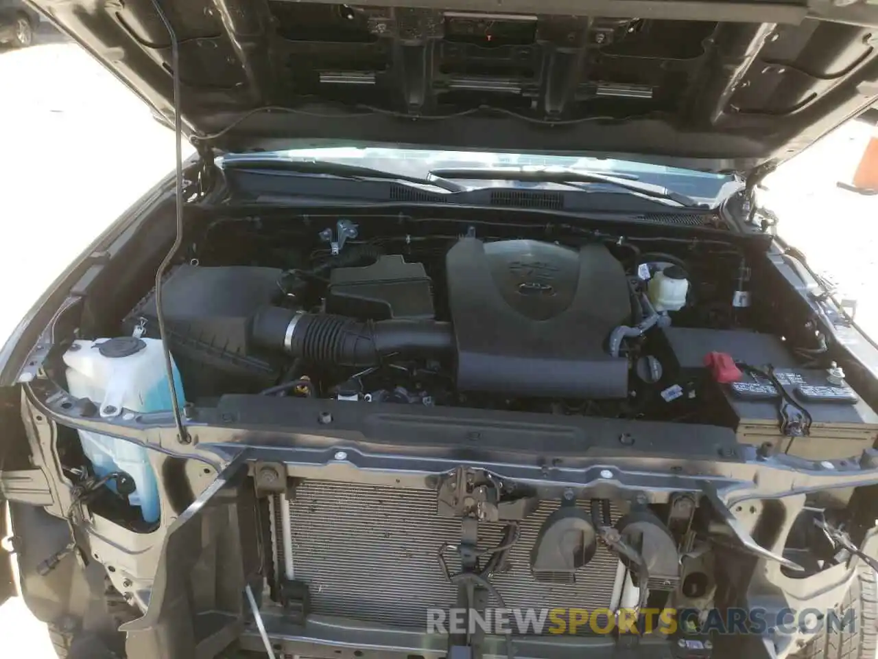 7 Photograph of a damaged car 5TFAZ5CN1MX100524 TOYOTA TACOMA 2021