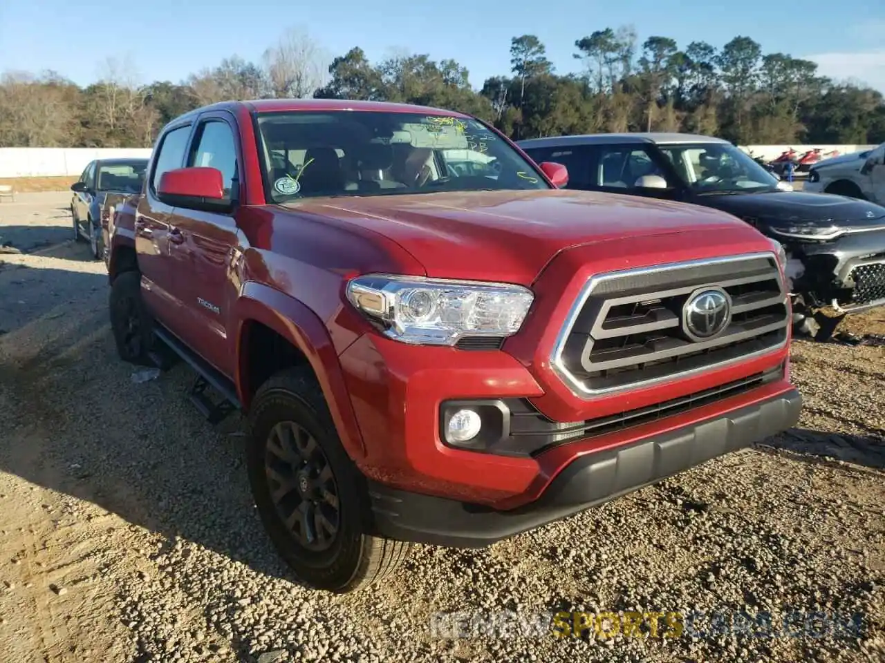 1 Photograph of a damaged car 5TFAZ5CN2MX096175 TOYOTA TACOMA 2021