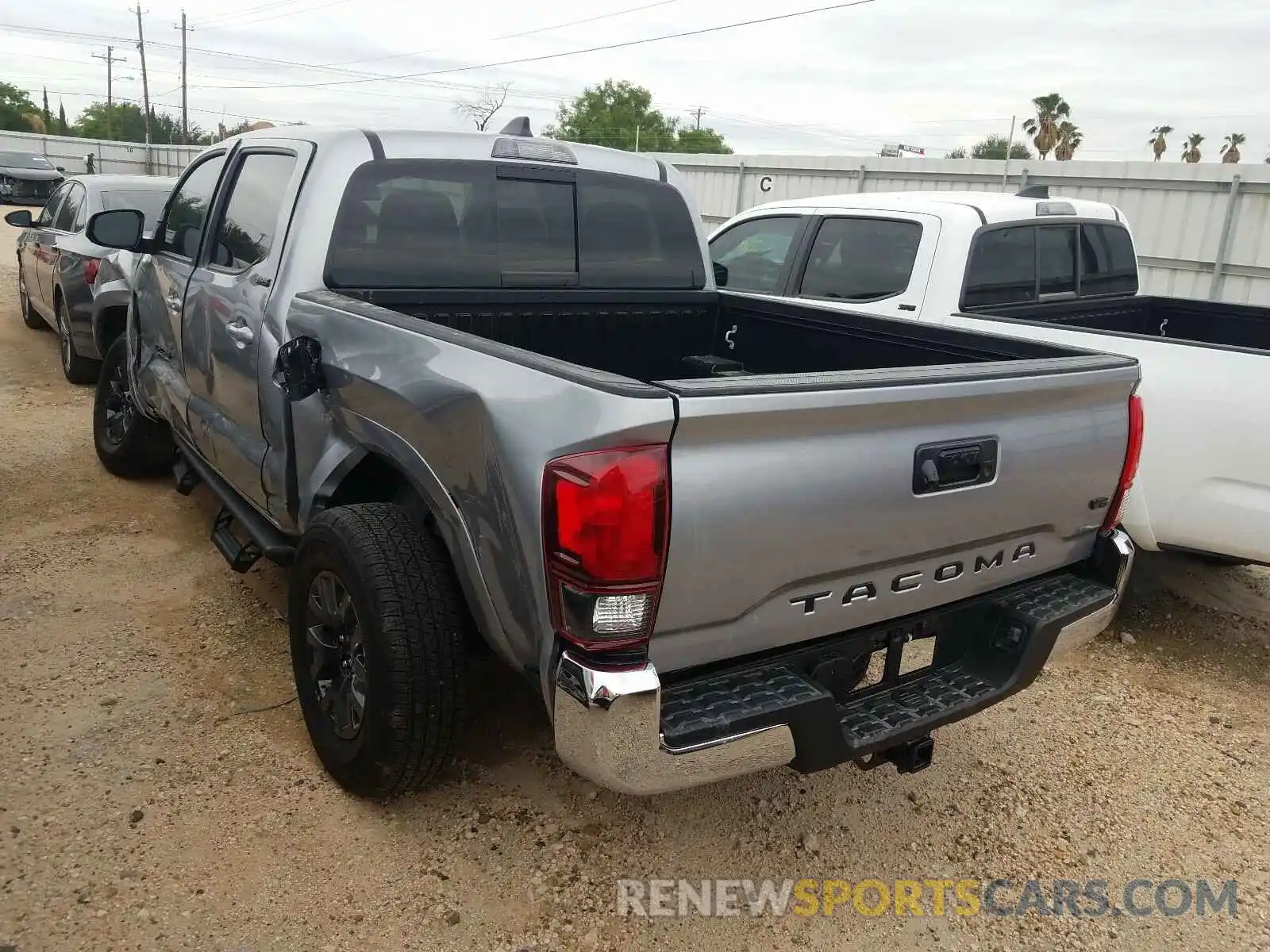 3 Photograph of a damaged car 5TFAZ5CN2MX097326 TOYOTA TACOMA 2021