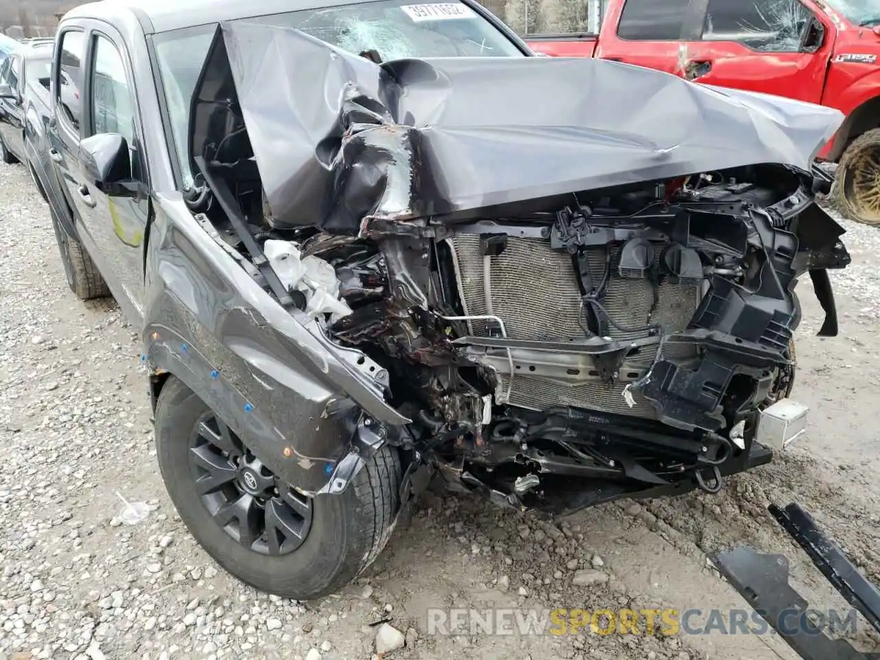 9 Photograph of a damaged car 5TFAZ5CN2MX098637 TOYOTA TACOMA 2021