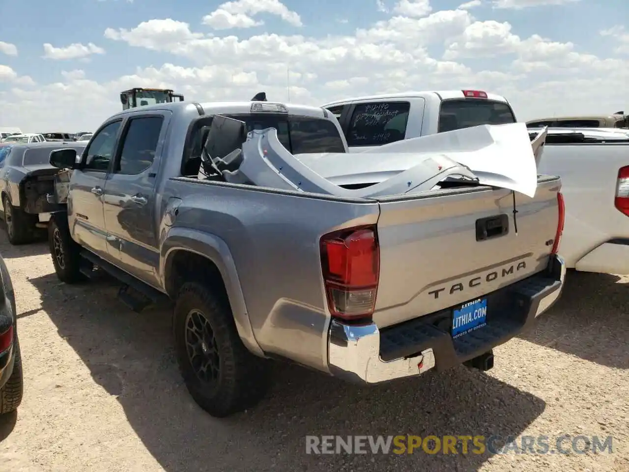 3 Photograph of a damaged car 5TFAZ5CN2MX098640 TOYOTA TACOMA 2021