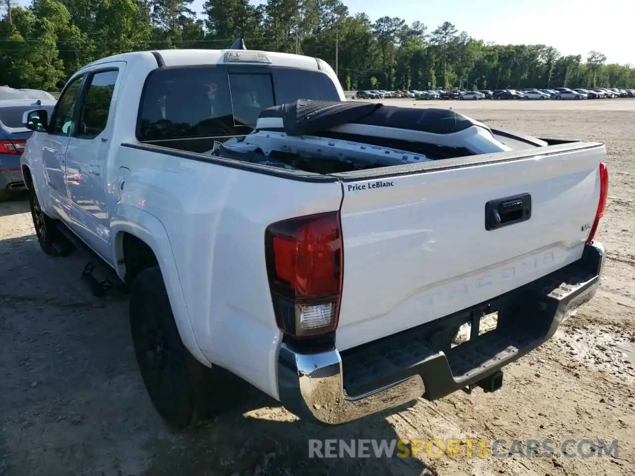 3 Photograph of a damaged car 5TFAZ5CN2MX100340 TOYOTA TACOMA 2021