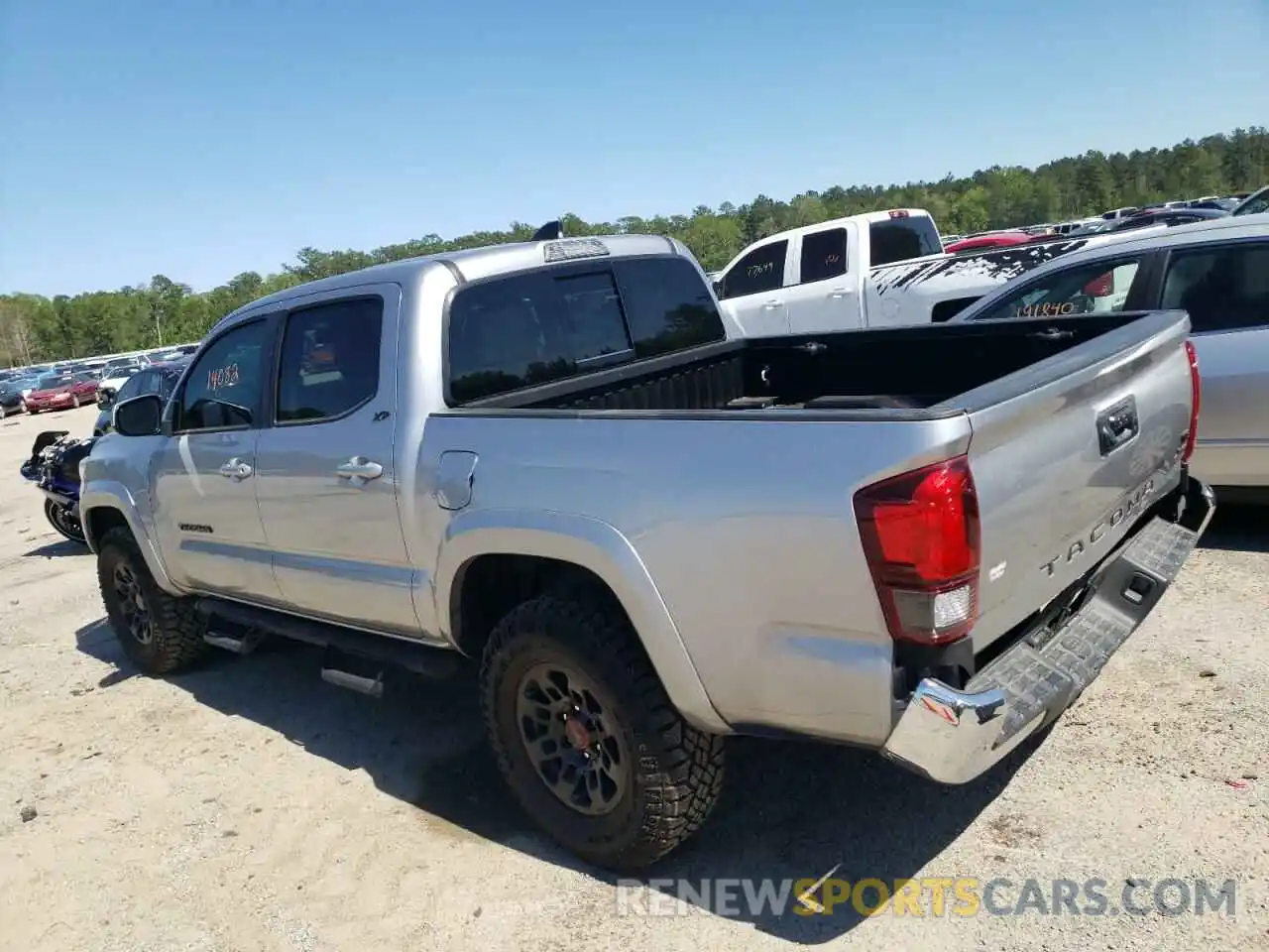 3 Photograph of a damaged car 5TFAZ5CN2MX109023 TOYOTA TACOMA 2021