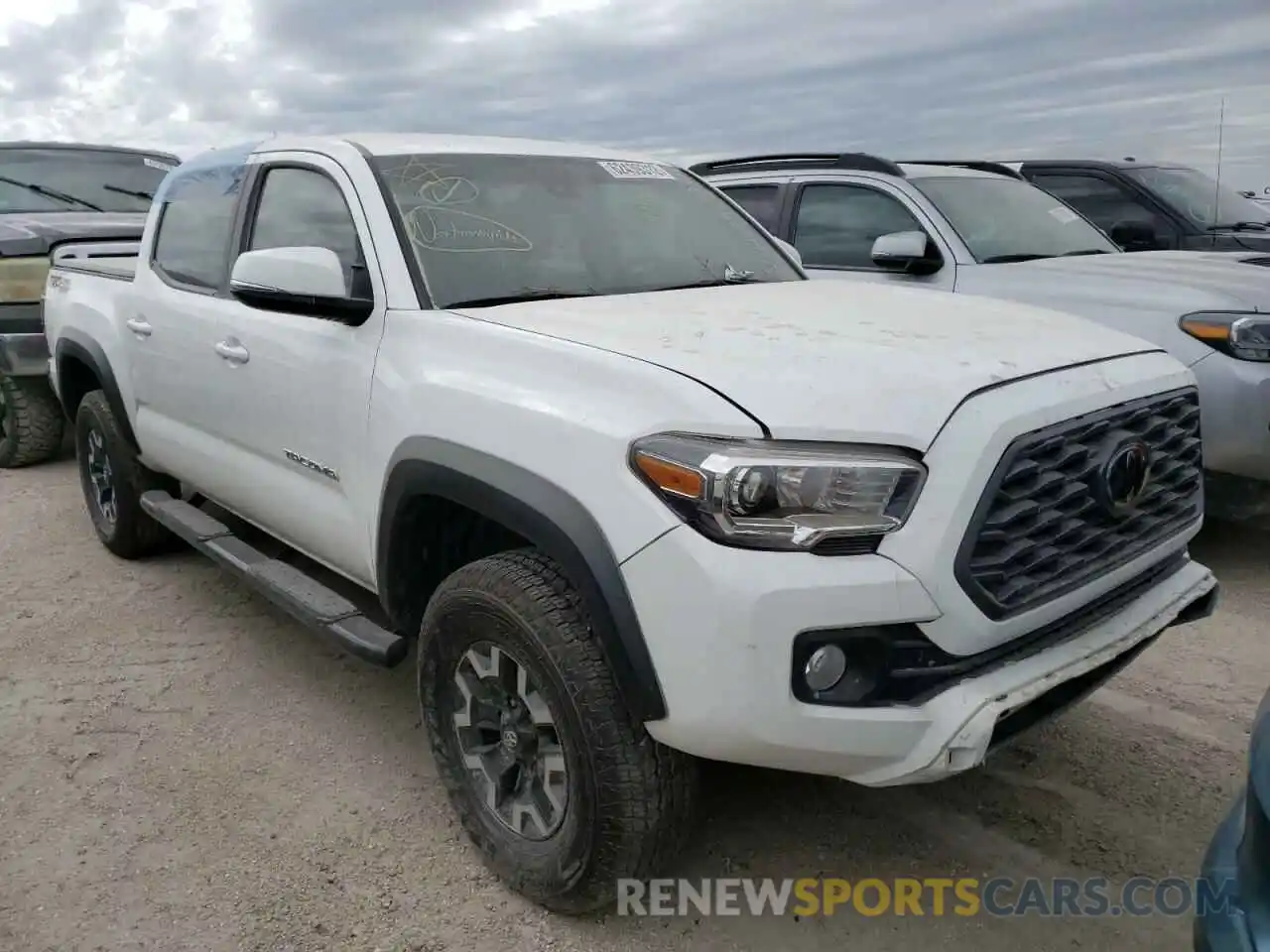 1 Photograph of a damaged car 5TFAZ5CN2MX114271 TOYOTA TACOMA 2021