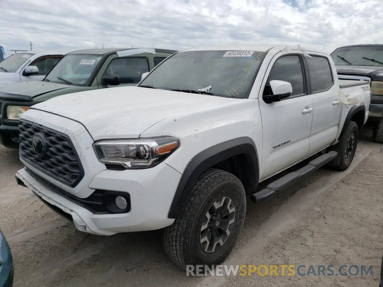 2 Photograph of a damaged car 5TFAZ5CN2MX114271 TOYOTA TACOMA 2021