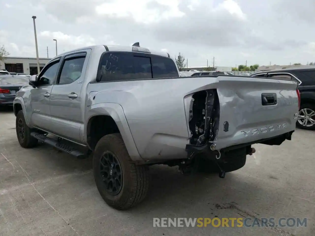 3 Photograph of a damaged car 5TFAZ5CN2MX115324 TOYOTA TACOMA 2021