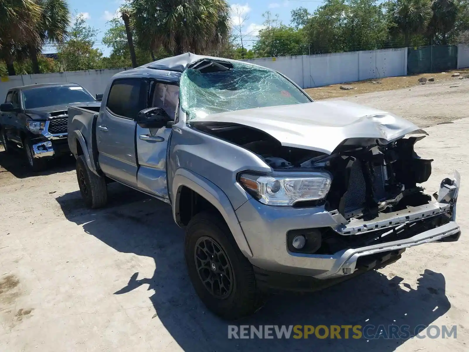 1 Photograph of a damaged car 5TFAZ5CN3MX103666 TOYOTA TACOMA 2021