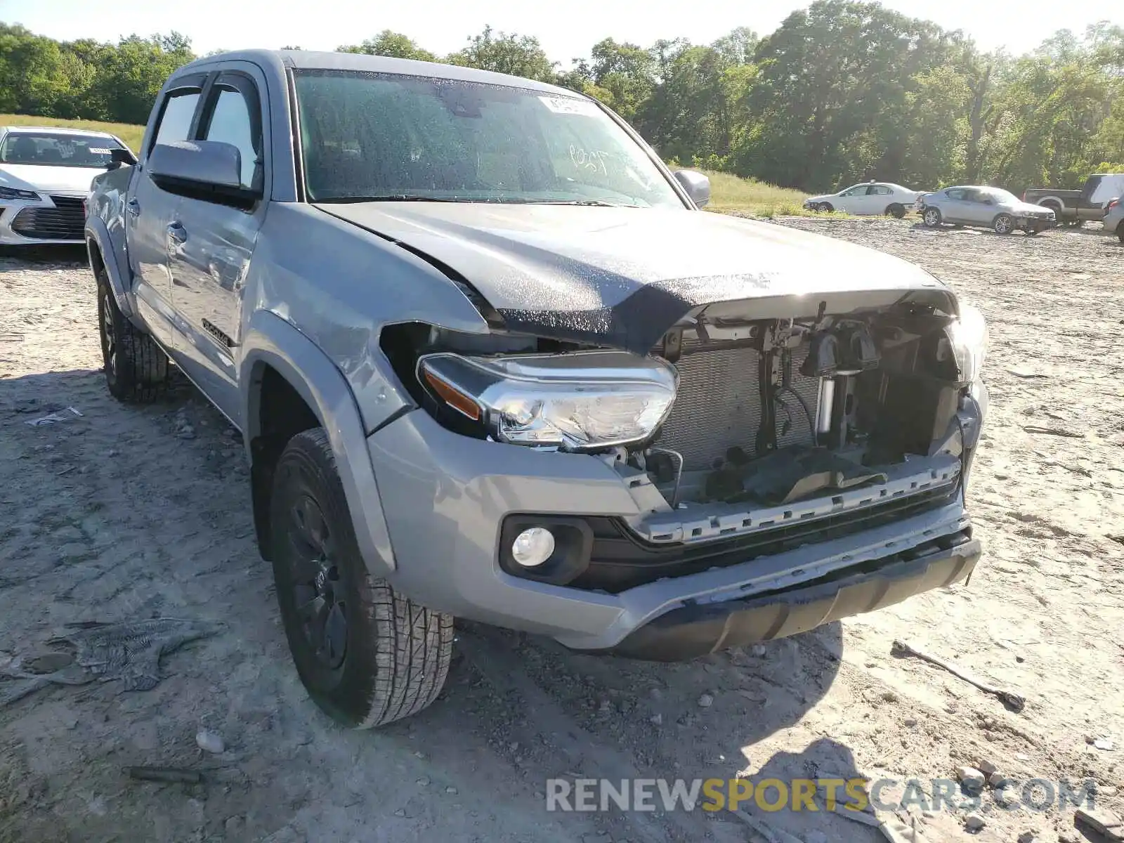 1 Photograph of a damaged car 5TFAZ5CN4MX100971 TOYOTA TACOMA 2021