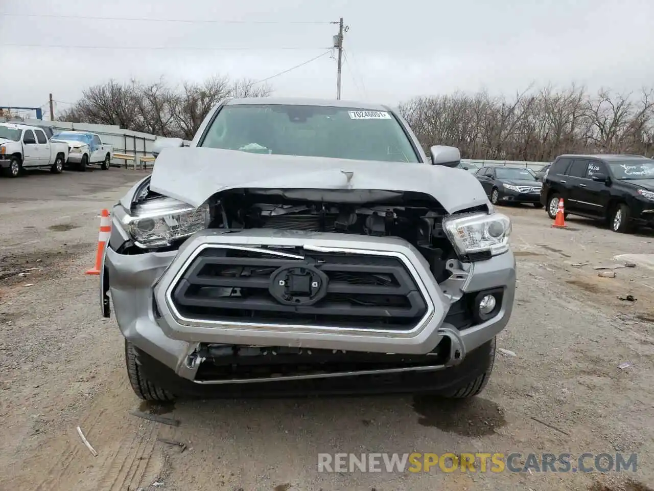 9 Фотография поврежденного автомобиля 5TFAZ5CN4MX108990 TOYOTA TACOMA 2021