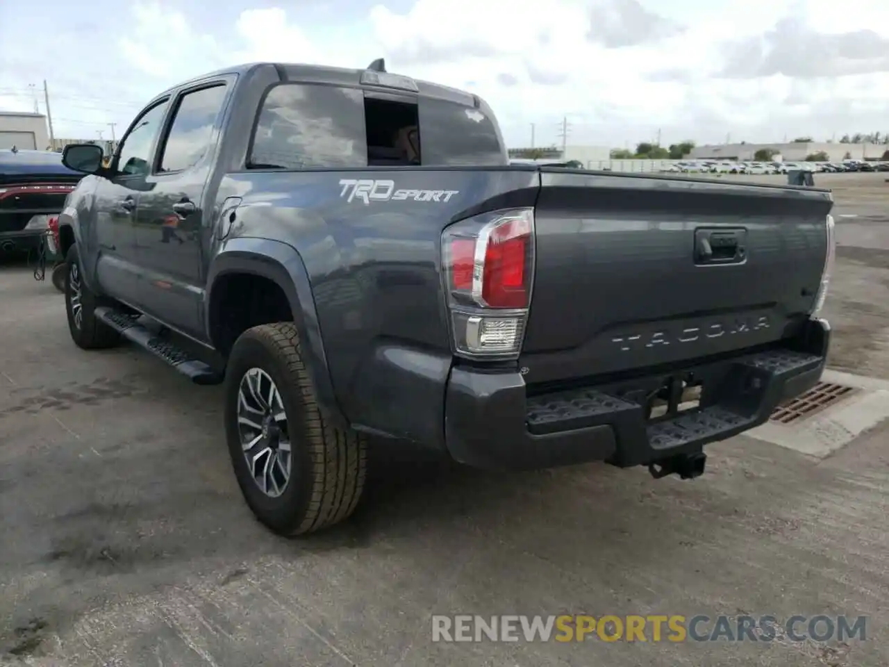 3 Photograph of a damaged car 5TFAZ5CN4MX113249 TOYOTA TACOMA 2021