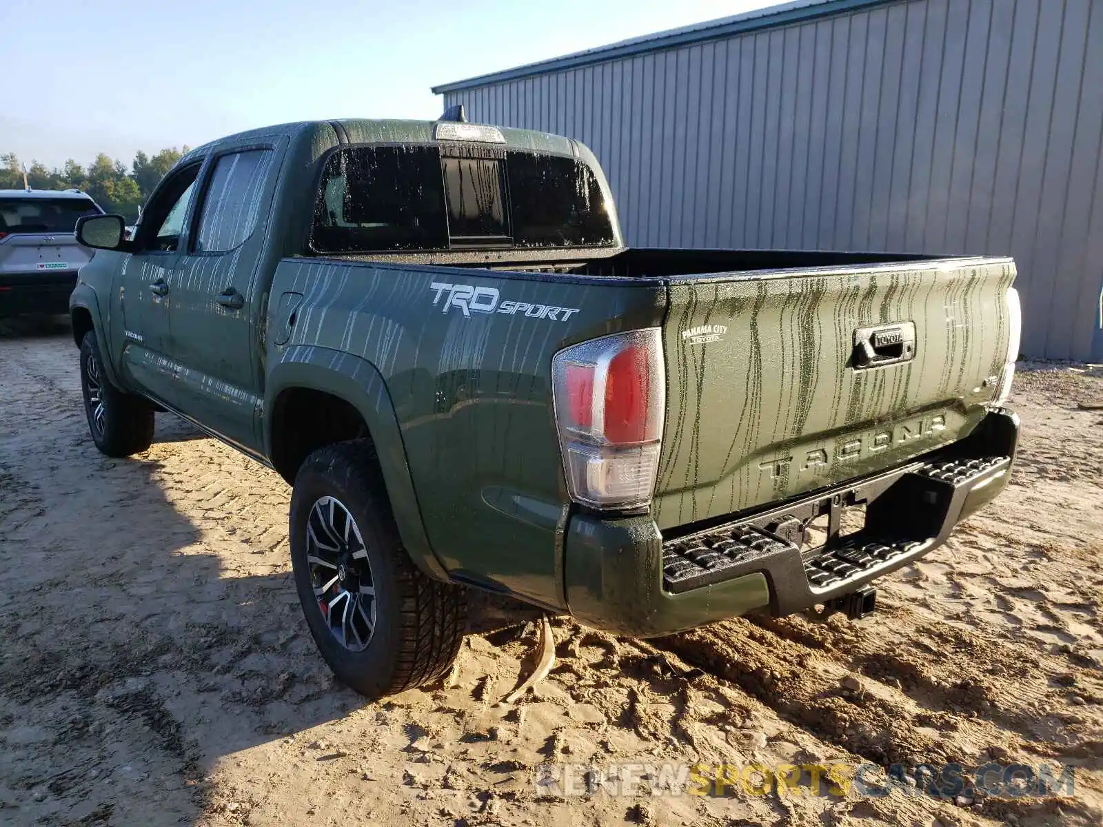 3 Photograph of a damaged car 5TFAZ5CN4MX115986 TOYOTA TACOMA 2021