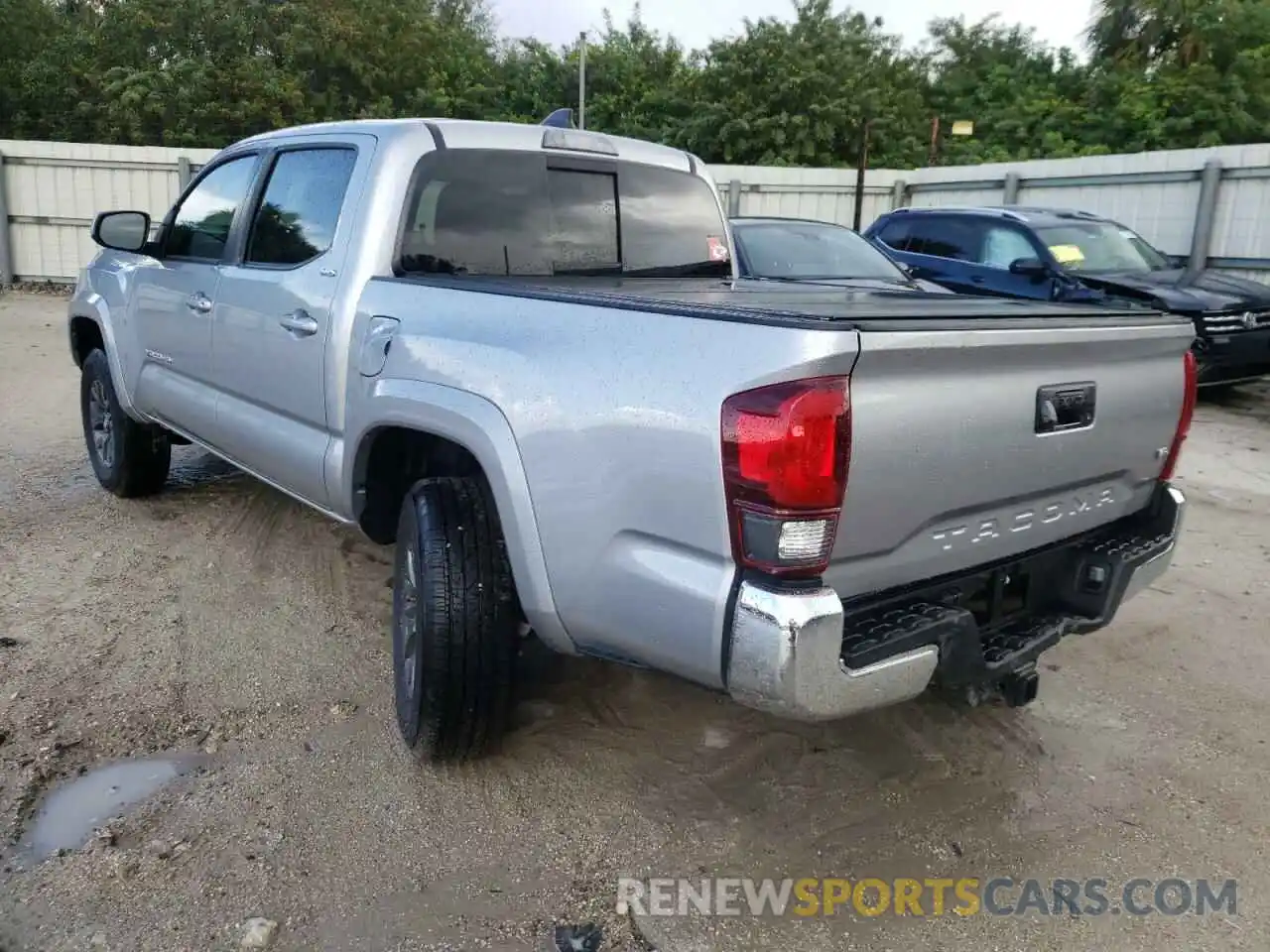 3 Photograph of a damaged car 5TFAZ5CN5MX098146 TOYOTA TACOMA 2021