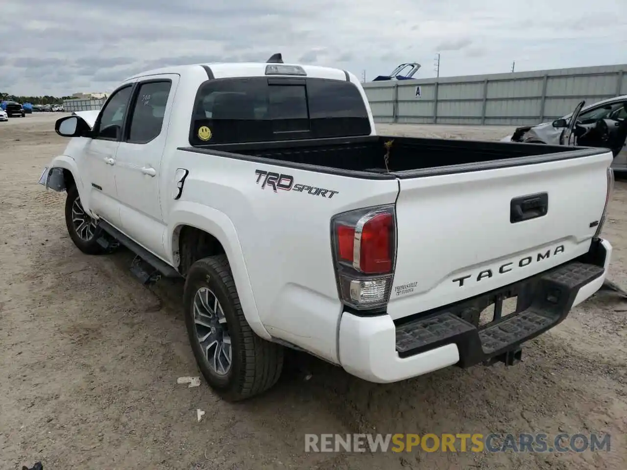 3 Photograph of a damaged car 5TFAZ5CN5MX098941 TOYOTA TACOMA 2021