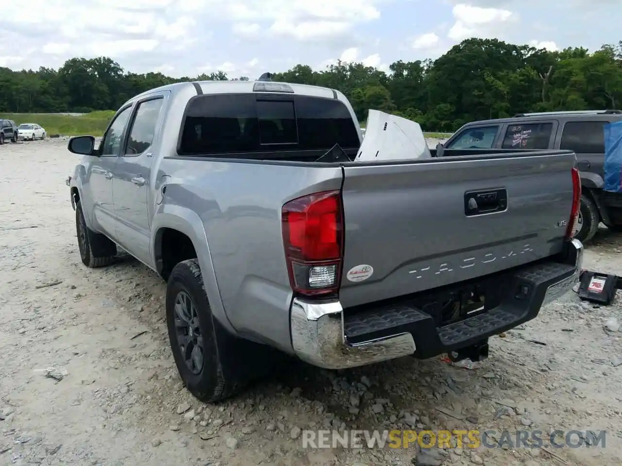 3 Photograph of a damaged car 5TFAZ5CN5MX099457 TOYOTA TACOMA 2021