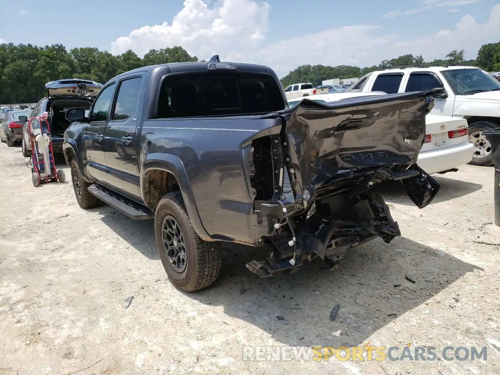 3 Photograph of a damaged car 5TFAZ5CN5MX100168 TOYOTA TACOMA 2021