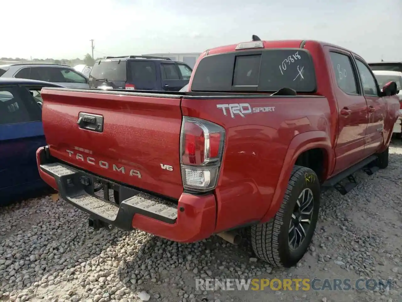 4 Photograph of a damaged car 5TFAZ5CN5MX101336 TOYOTA TACOMA 2021