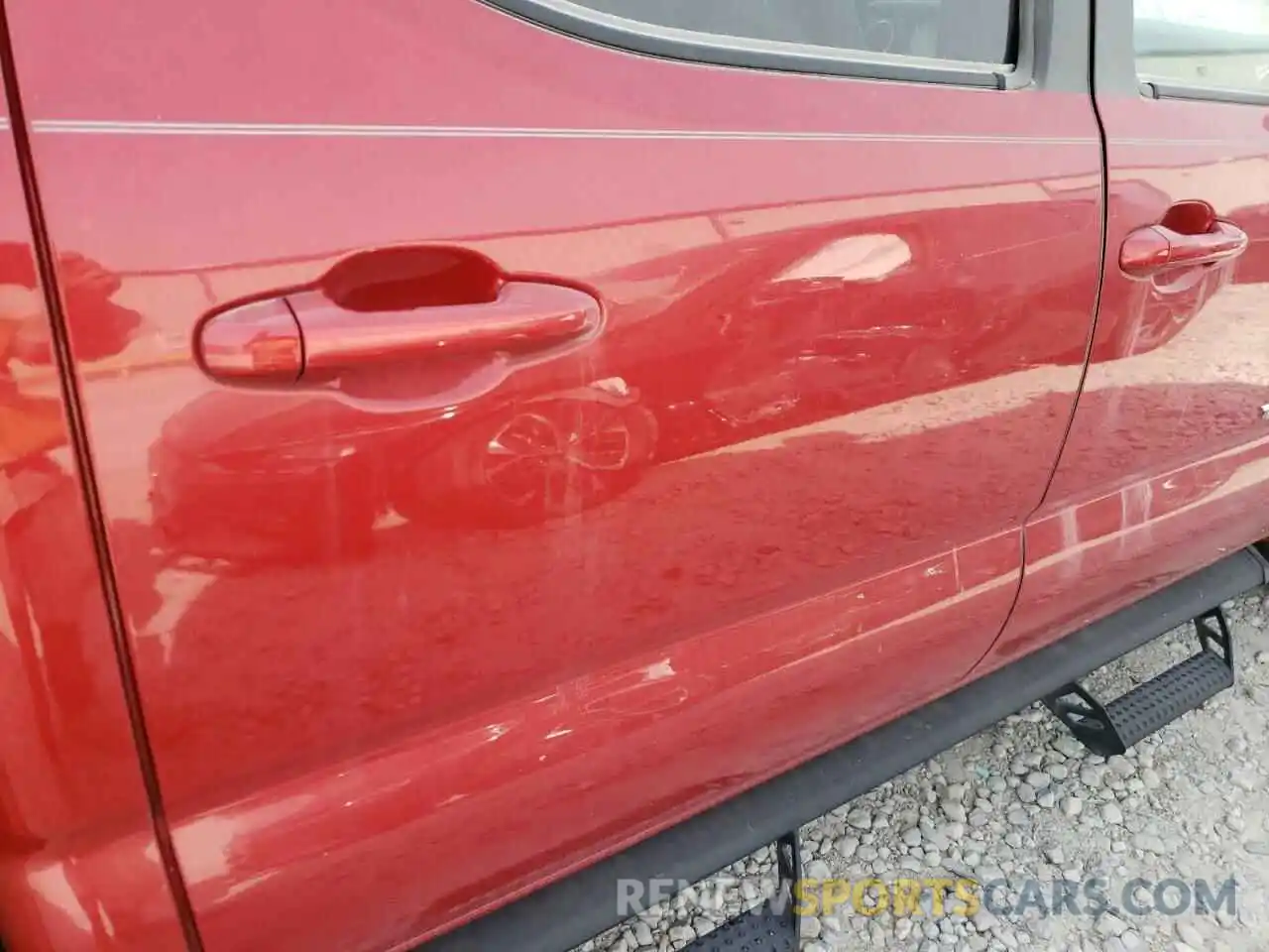 6 Photograph of a damaged car 5TFAZ5CN5MX101336 TOYOTA TACOMA 2021