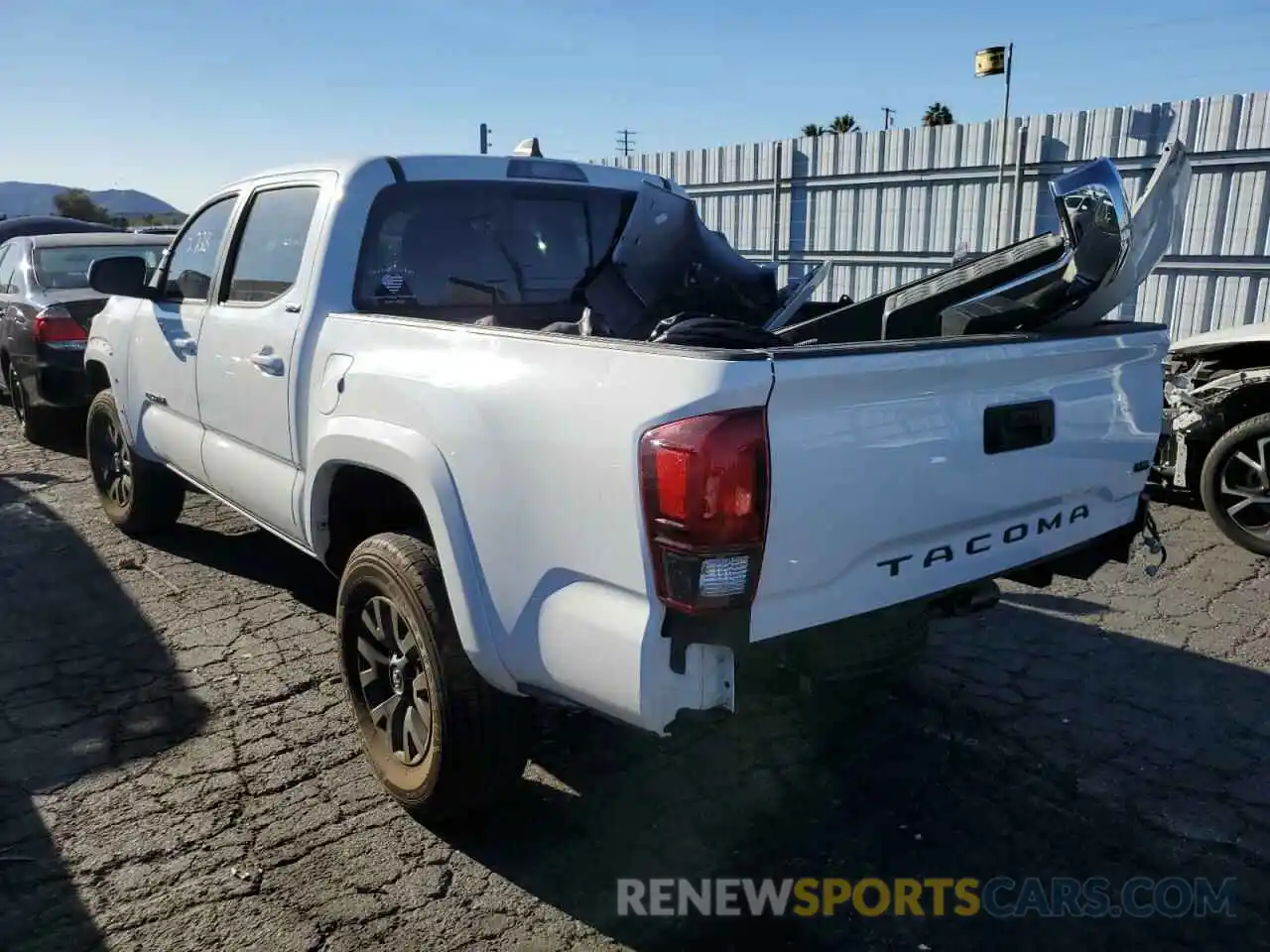 3 Photograph of a damaged car 5TFAZ5CN5MX105905 TOYOTA TACOMA 2021