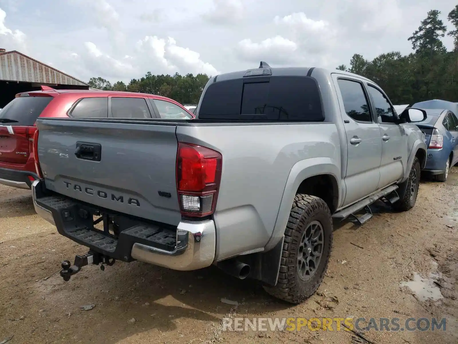 4 Photograph of a damaged car 5TFAZ5CN5MX106939 TOYOTA TACOMA 2021