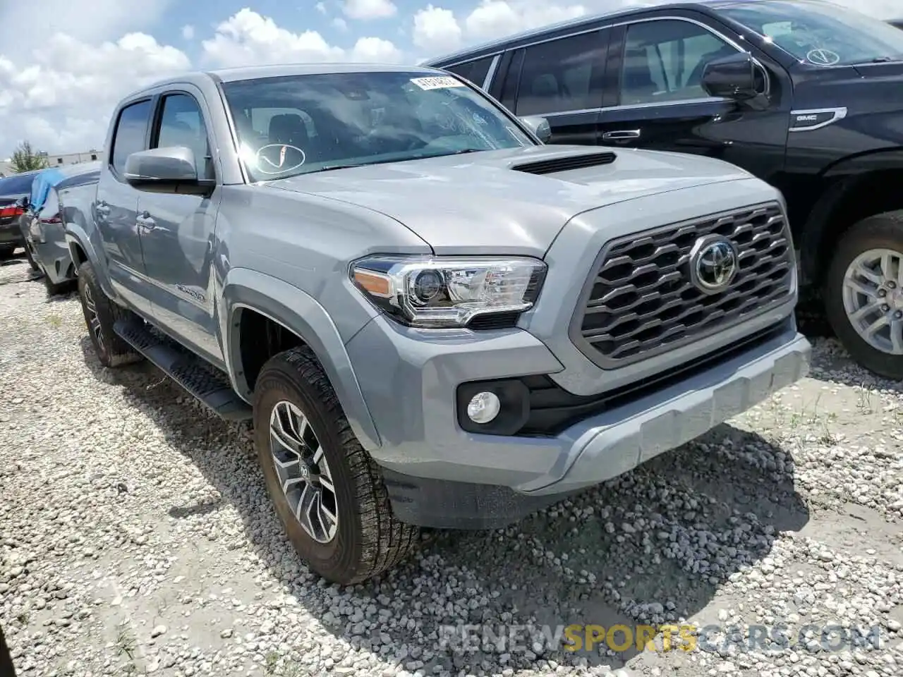 1 Photograph of a damaged car 5TFAZ5CN5MX110778 TOYOTA TACOMA 2021