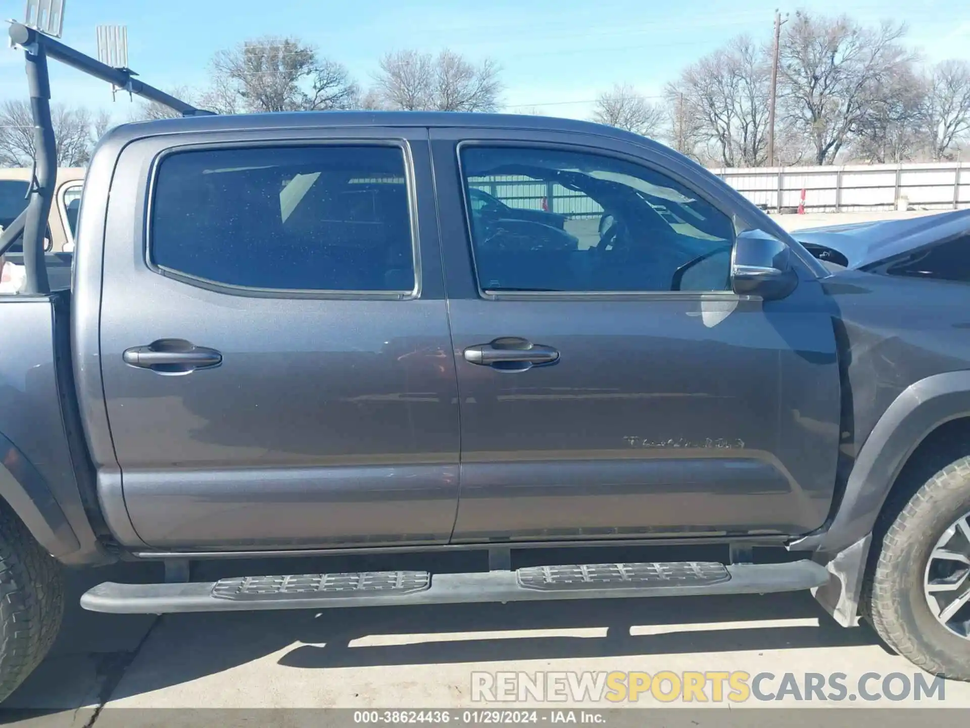 14 Photograph of a damaged car 5TFAZ5CN5MX110862 TOYOTA TACOMA 2021